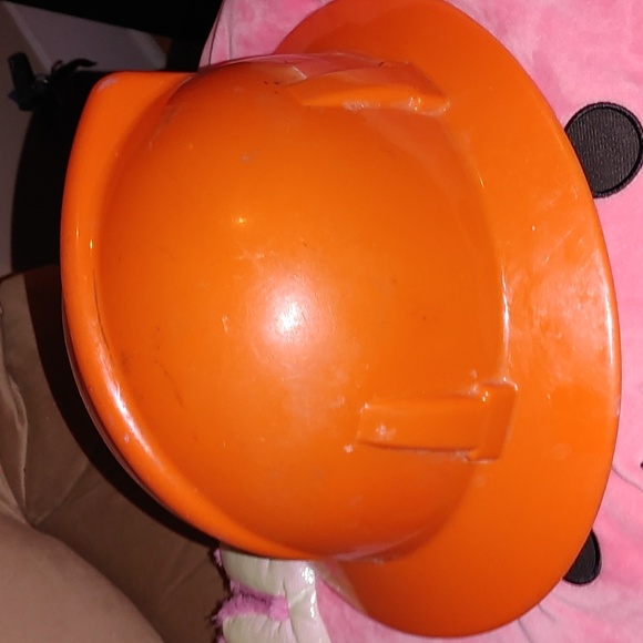 OILERS CONSTRUCTION HAT nice shape - Picture 2 of 3